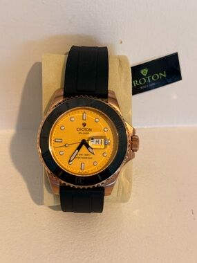 Croton Men's Yellow Dial Black Bezel Rose Gold Case Dive Watch